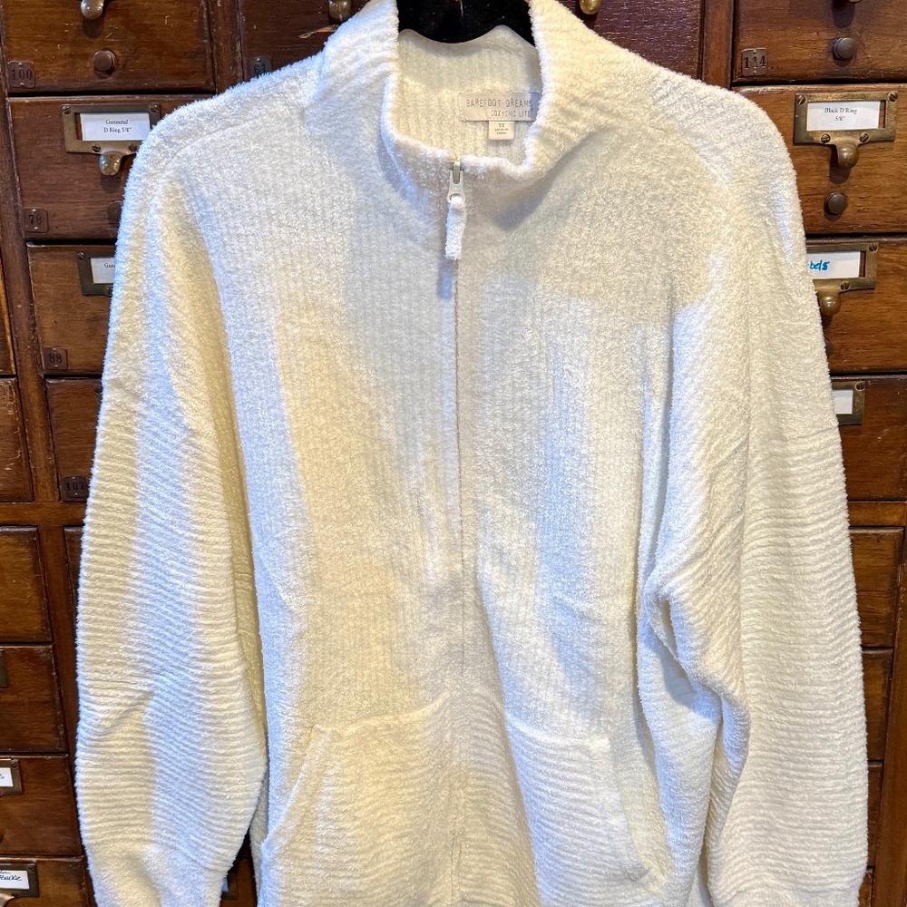 Barefoot Dreams ribbed zip cardigan. 1x. color pearl